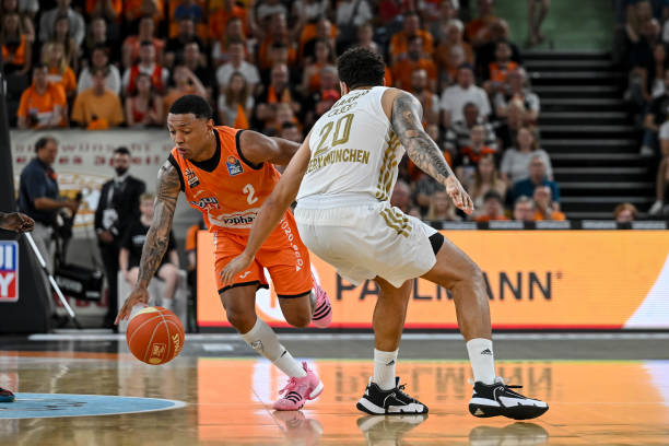 够鼓舞士气 够鼓舞士气