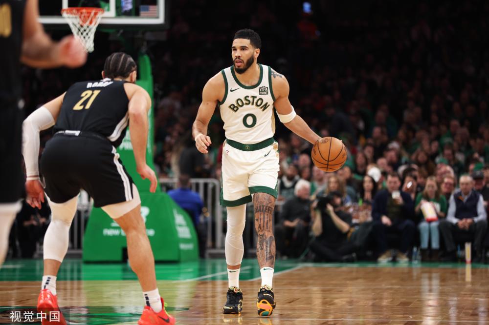 成功爬上顶 成功爬上顶