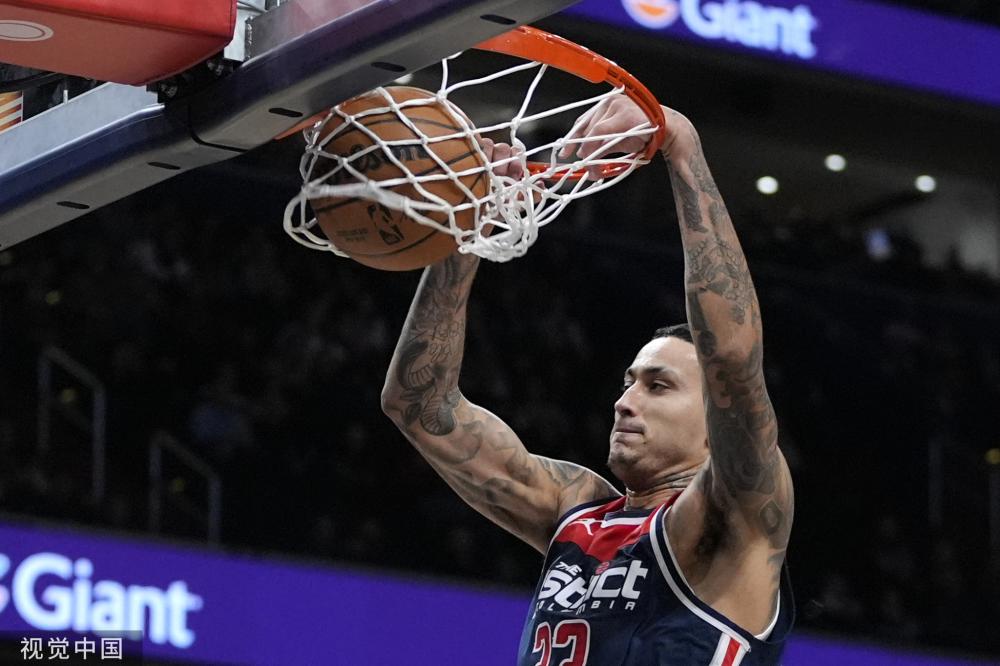 足球比赛更 足球比赛更