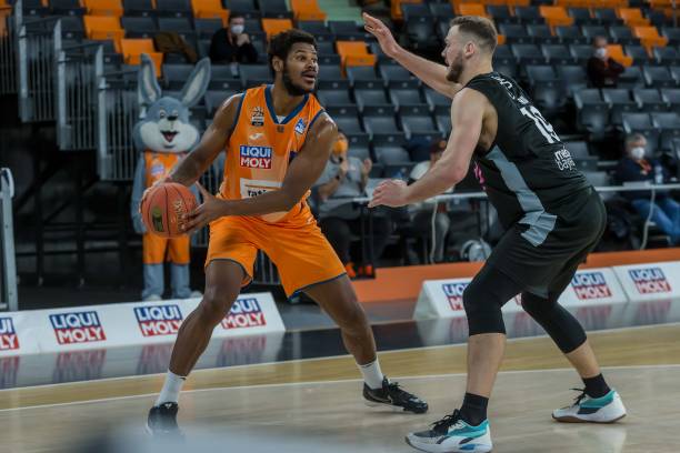 人期待而又 人期待而又